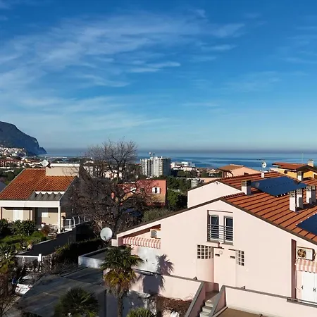 Palme 9 - Marcelli, Trilocale Con Giardino Privato, Le Palme *